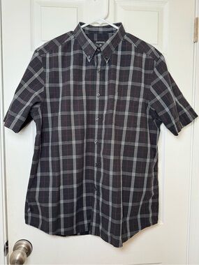 George Men’s Black Plaid Short-Sleeve Button-Down Shirt with Subtle Red Accents